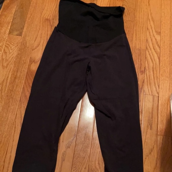 Bundle of maternity clothes - Picture 9 of 11